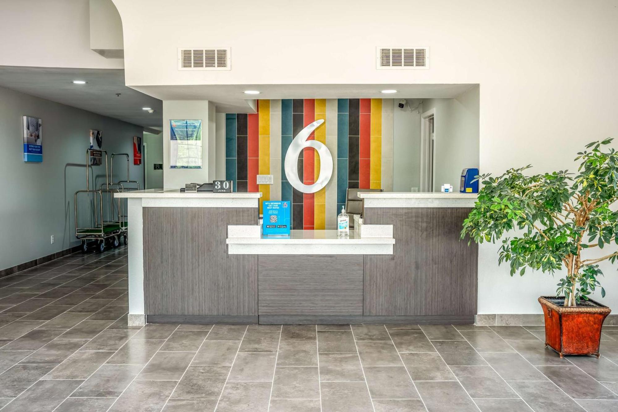 Studio 6 Claremore Ok Luaran gambar